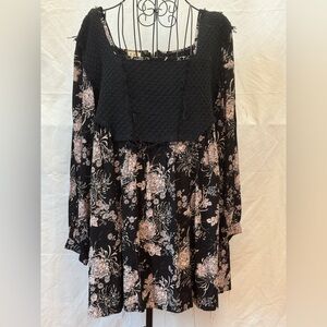 091 - POL Black Dress with White Floral Accents